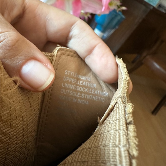 Madewell
The Gwenda Platform Ankle Boot - Picture 8 of 9